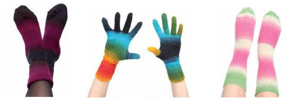 Socken und Handschuhe aus Wolle Zauberball von Schoppel